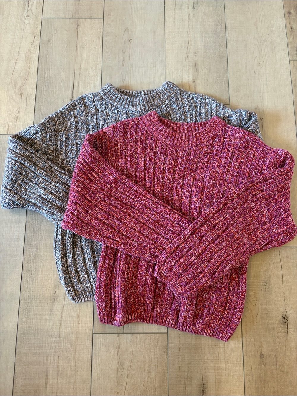 Universal Thread Ribbed Crewneck Sweaters - Red/Pink & Brown Melange